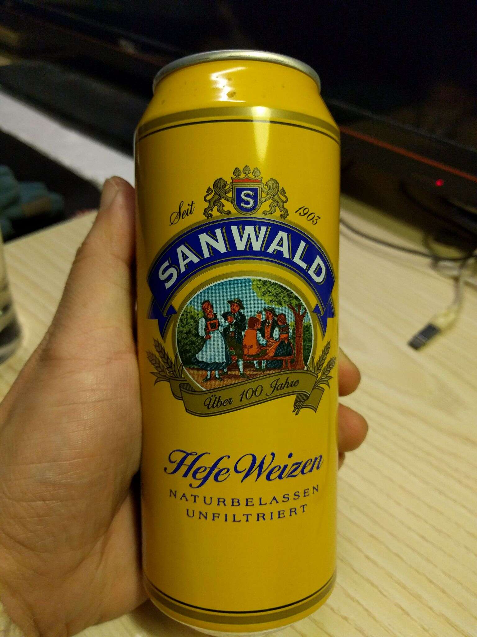 Dinkelacker Schwaben Sanwald Hefeweizen 20160119 214214